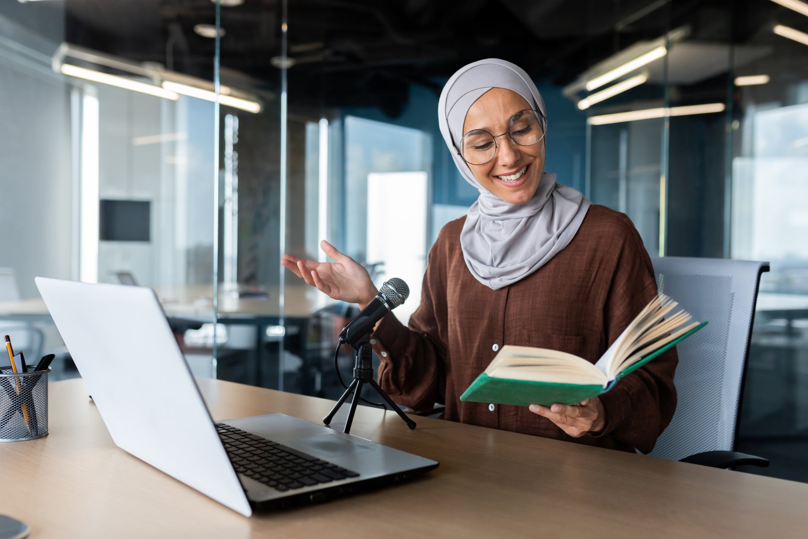 Online communication and presentation skills